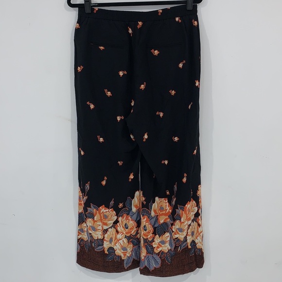 Anthropologie Black Blake Floral Print Trousers size Medium - Picture 9 of 16